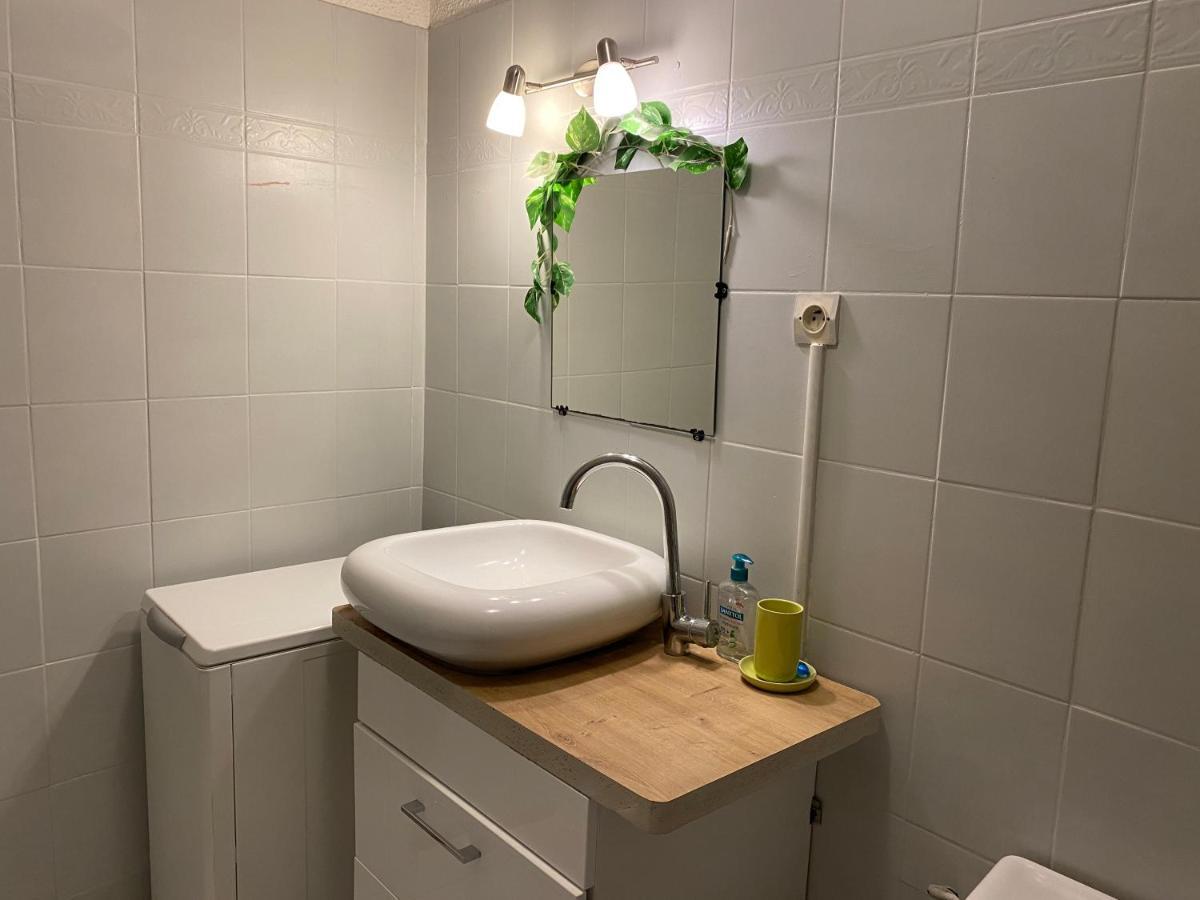 Appartamento Au Pied De La Cite, T3 Au Calme Carcassonne Esterno foto